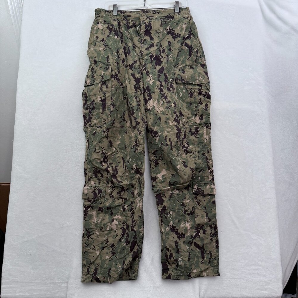 US Navy Type III Cargo Pants Mens M 30x31 Green NWU AOR2 Digital Camo Ripstop